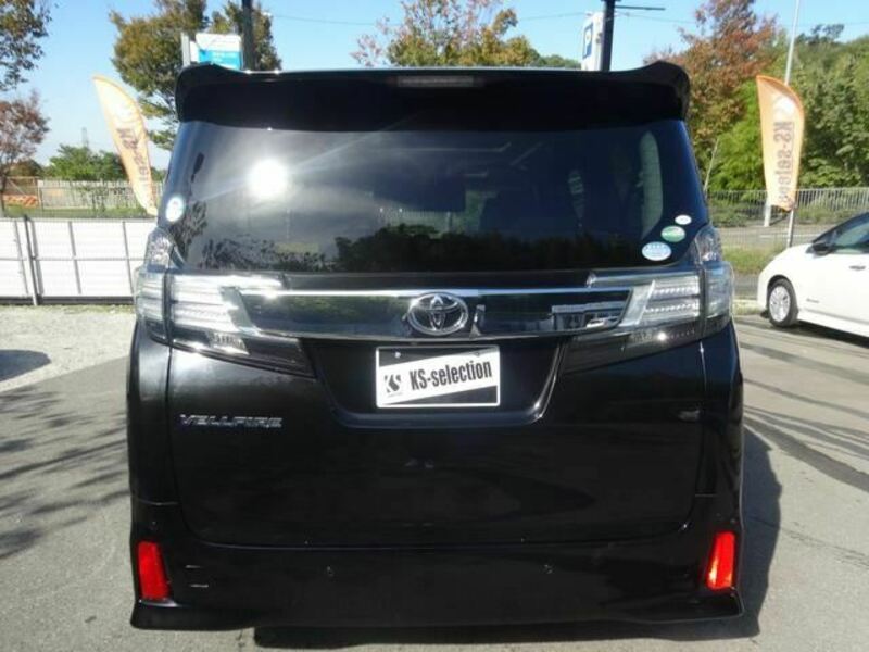 VELLFIRE-4