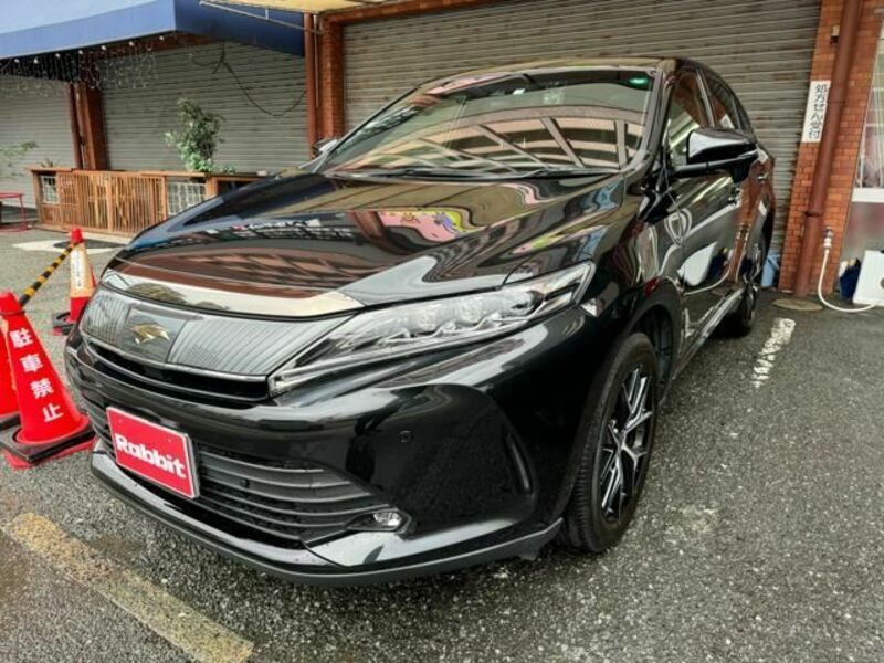 TOYOTA　HARRIER