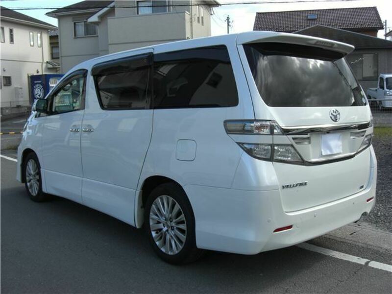 VELLFIRE-7