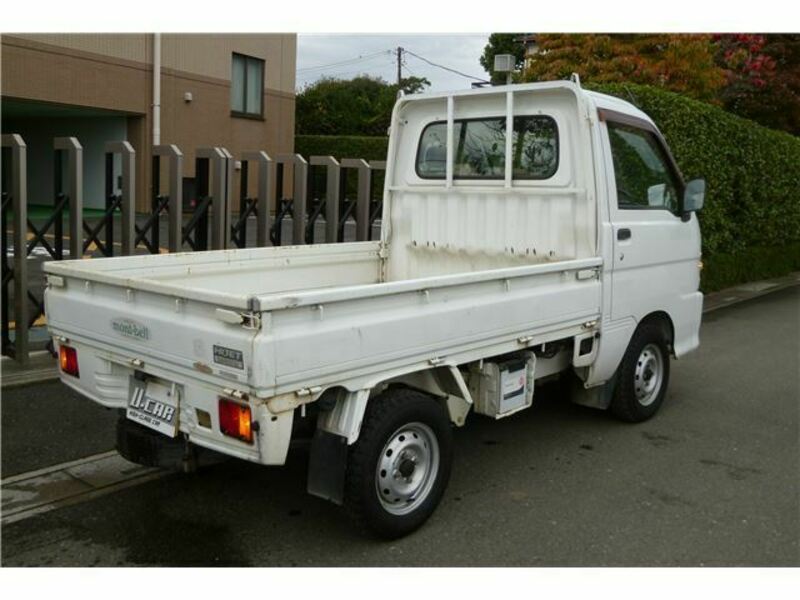 HIJET TRUCK-1