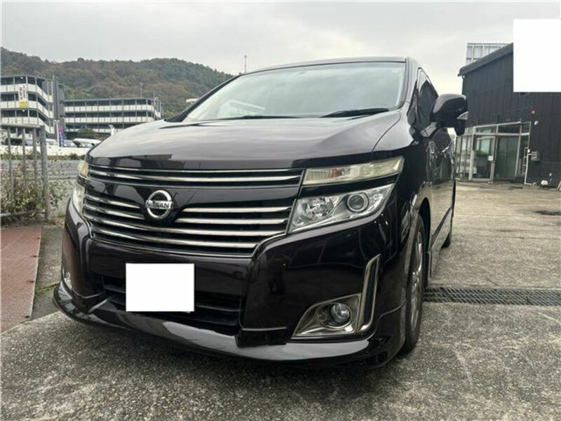 NISSAN　ELGRAND