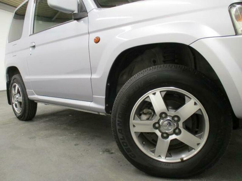 PAJERO MINI