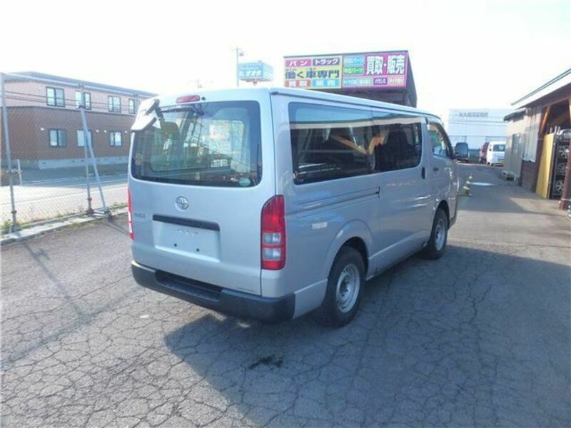 HIACE-4