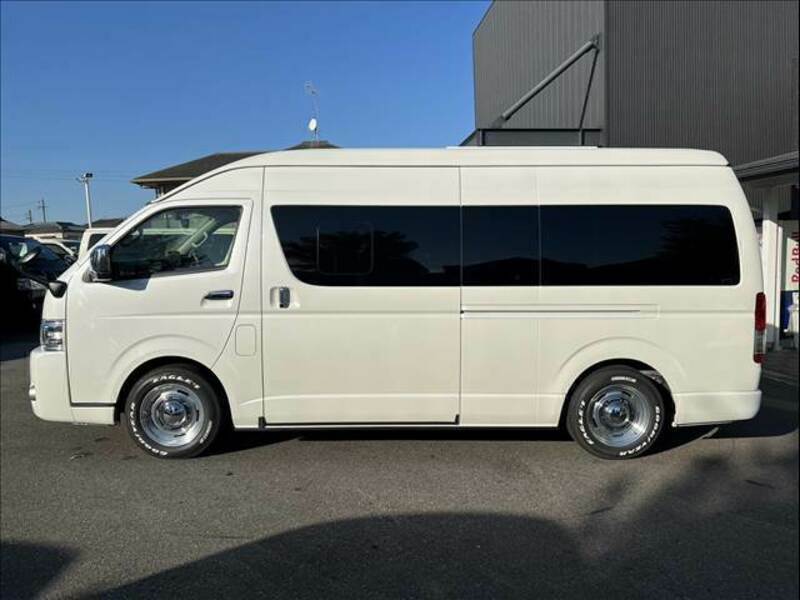 HIACE VAN-13