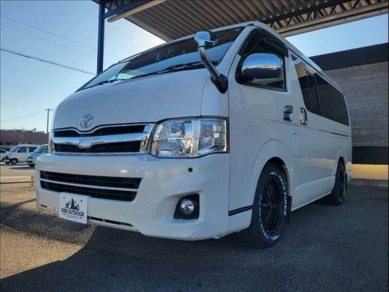 HIACE VAN-11