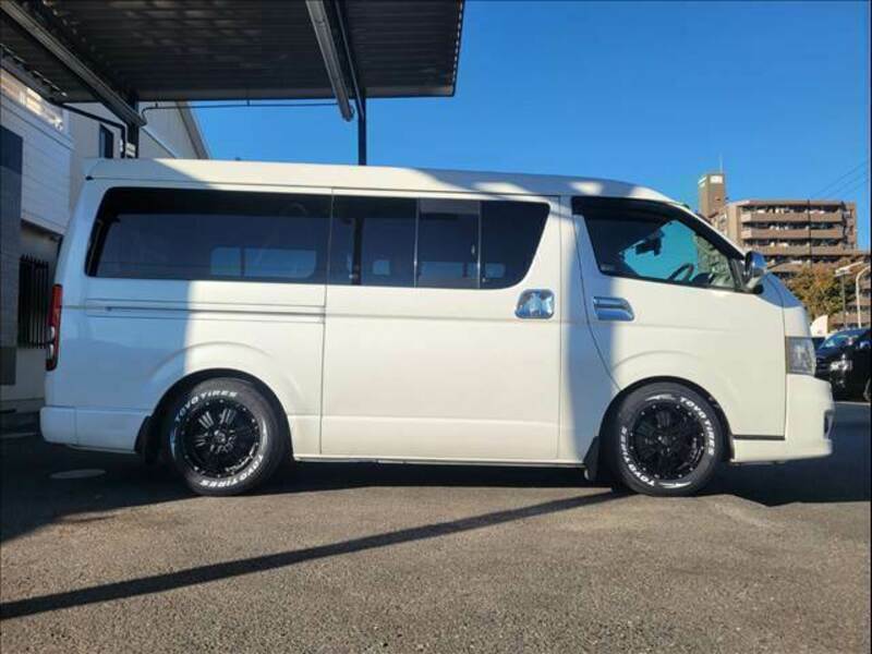 HIACE VAN-12