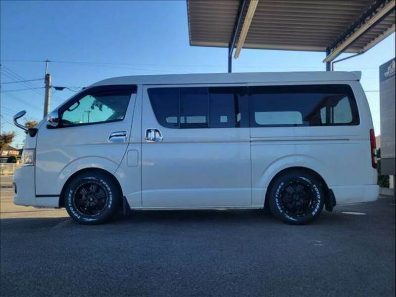 HIACE VAN-13