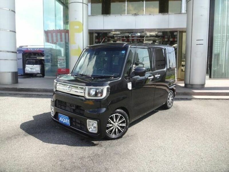 DAIHATSU　WAKE