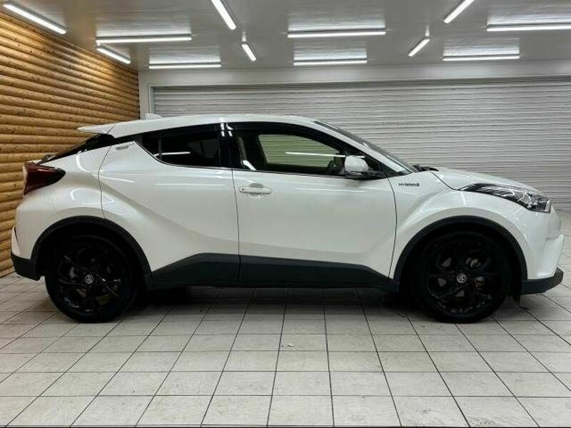 C-HR-17