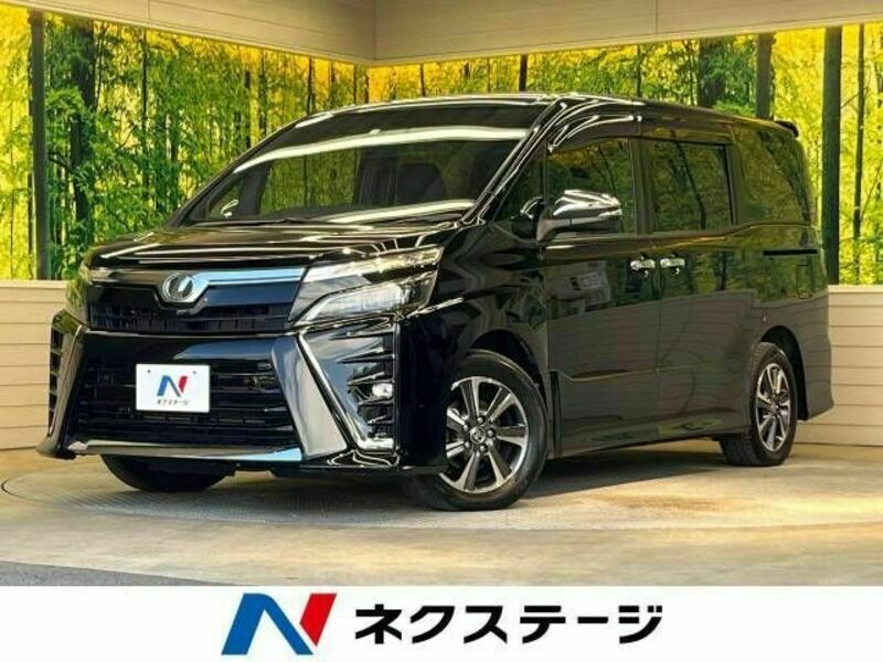 TOYOTA　VOXY