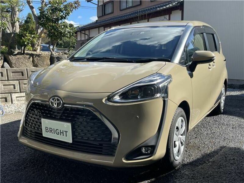 TOYOTA　SIENTA