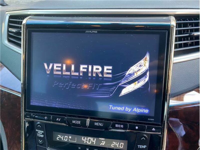 VELLFIRE-17