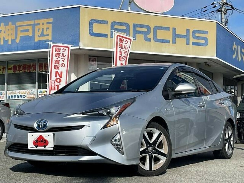 TOYOTA　PRIUS