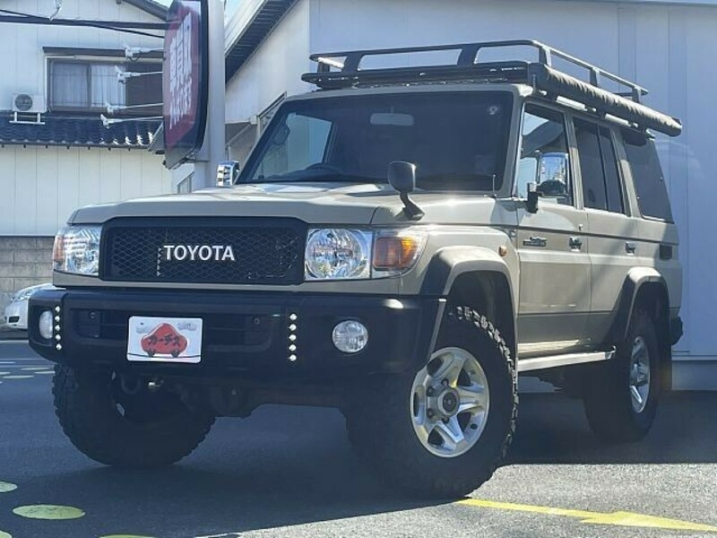 TOYOTA　LAND CRUISER