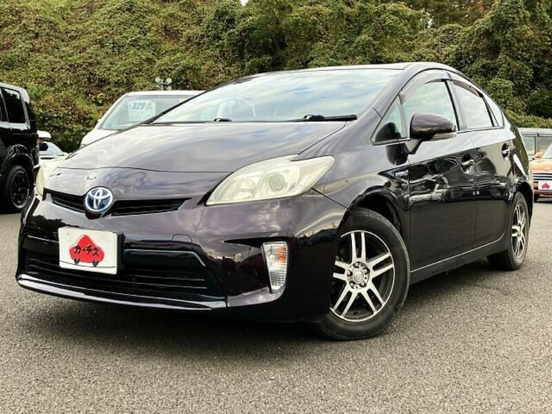 TOYOTA　PRIUS