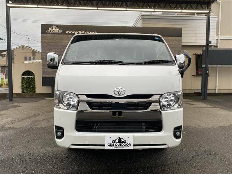 HIACE VAN-1