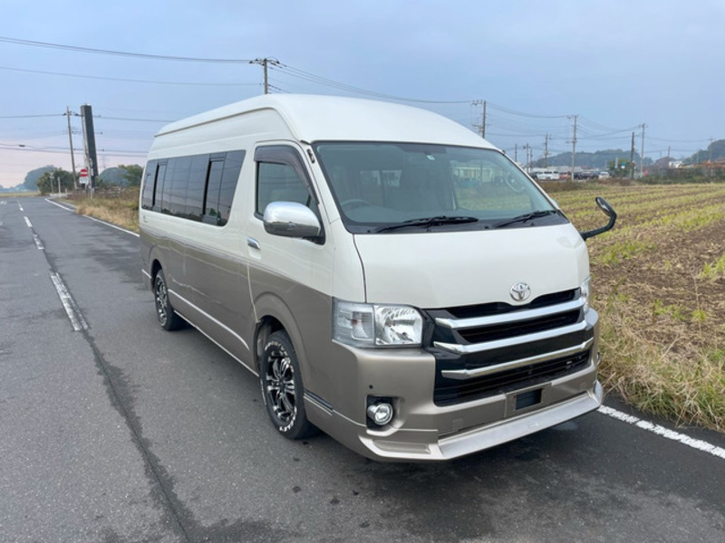 HIACE