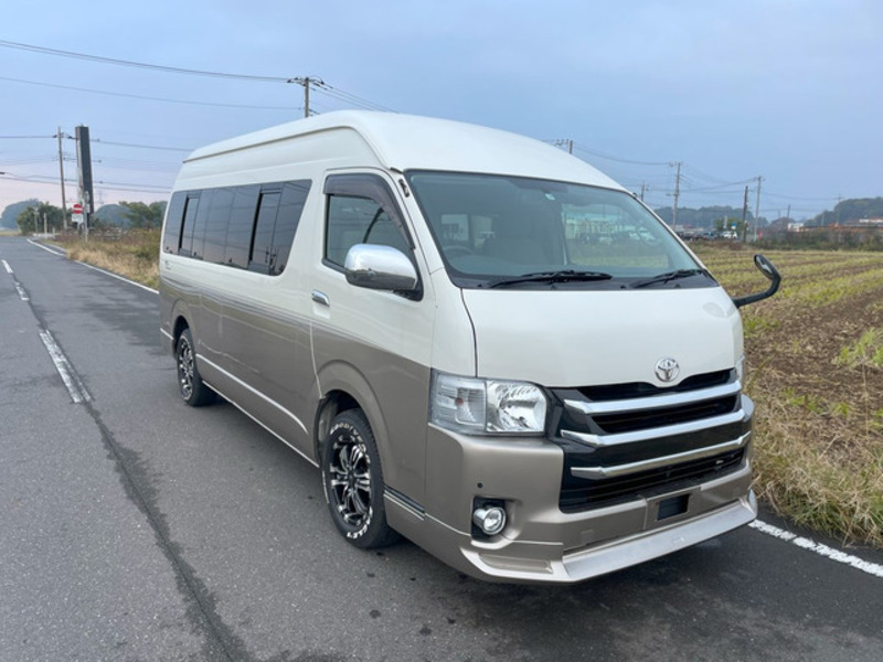 HIACE-4