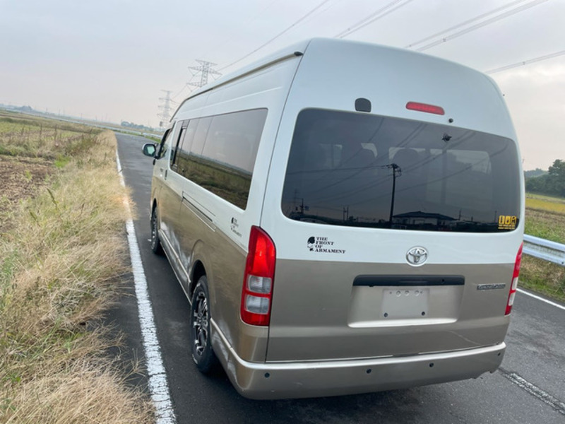 HIACE-19