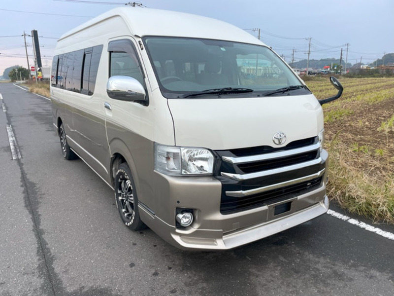 HIACE-7