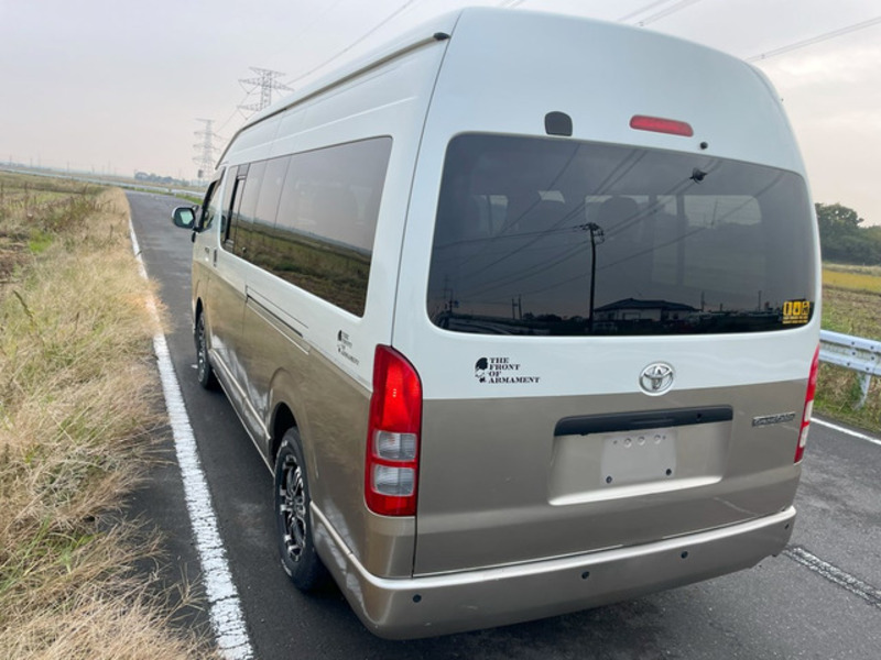 HIACE-18