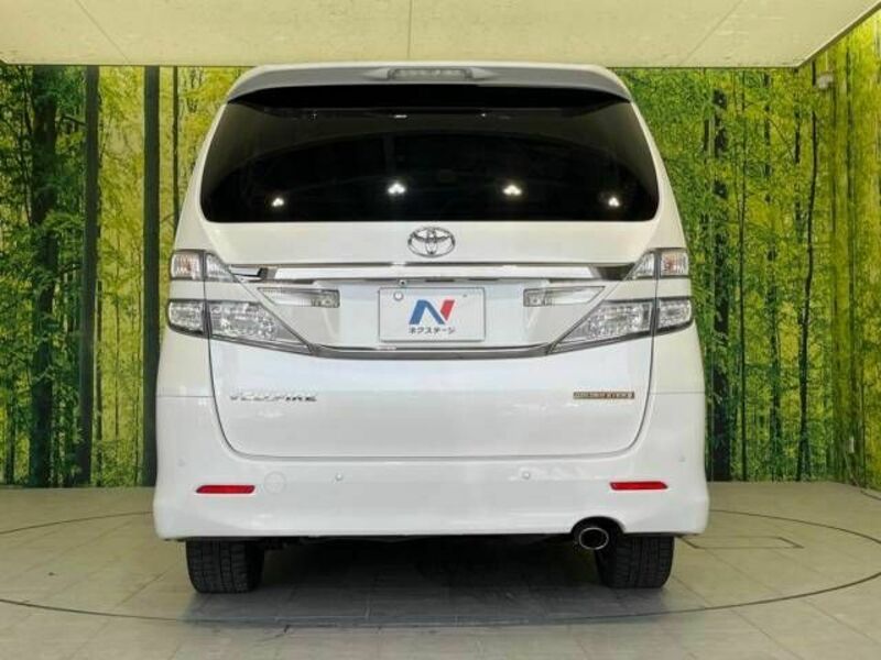 VELLFIRE-16