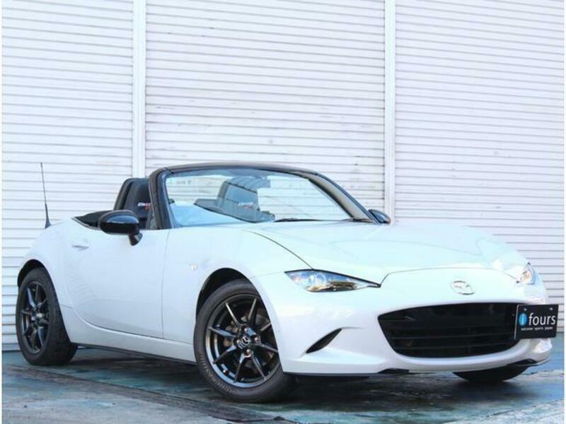 MAZDA　ROADSTER