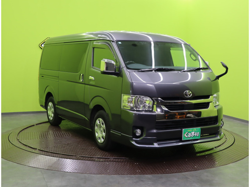 HIACE VAN-4