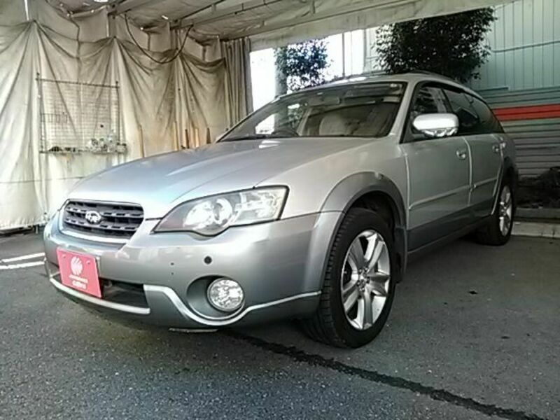 SUBARU　LEGACY OUTBACK