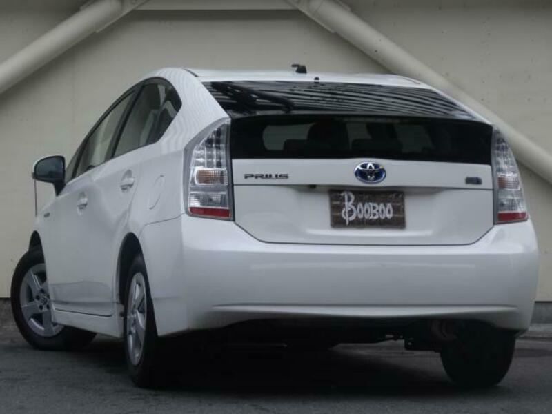 PRIUS-1