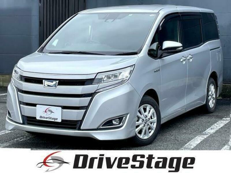 TOYOTA　NOAH