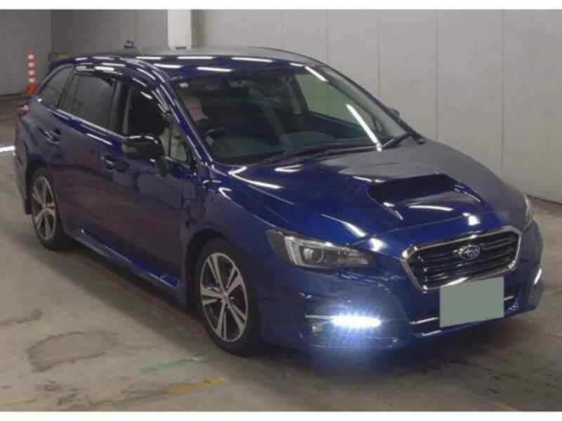 SUBARU　LEVORG