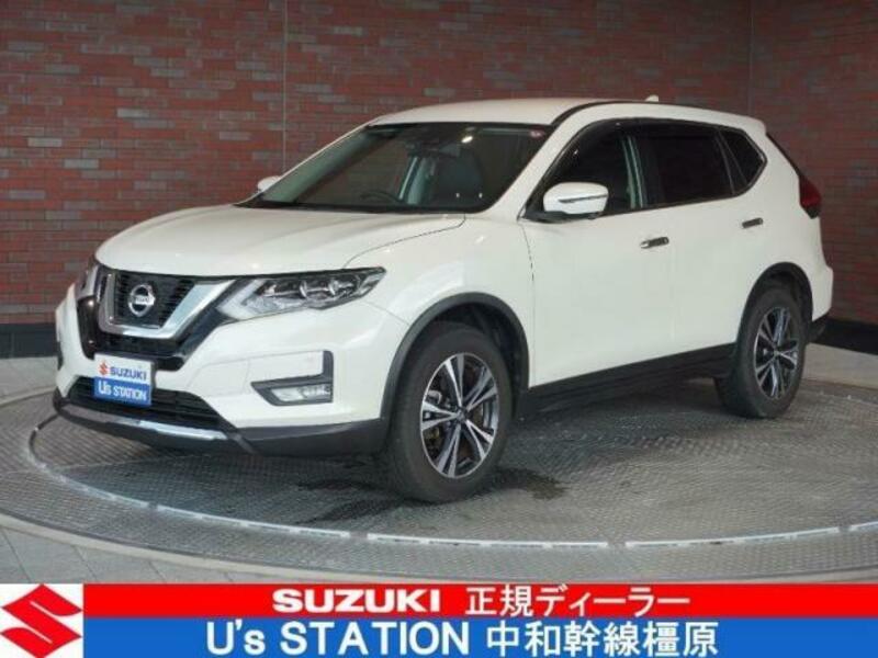 NISSAN　X-TRAIL