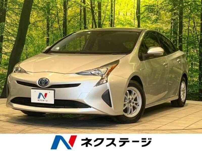 TOYOTA　PRIUS