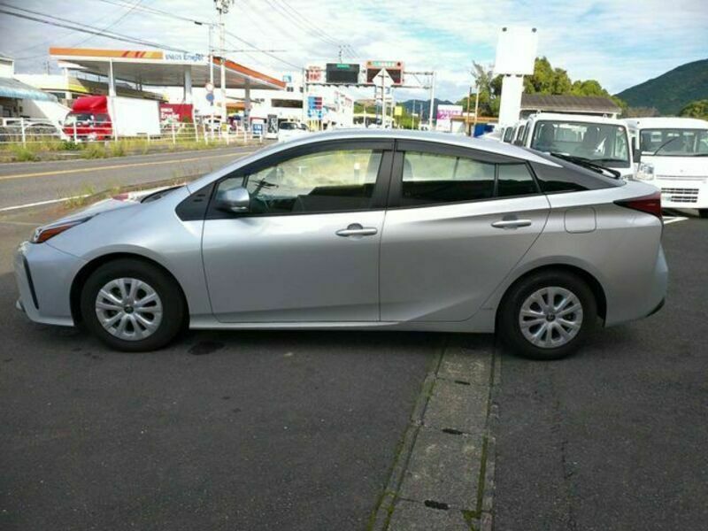 PRIUS-25