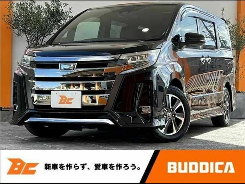 TOYOTA　NOAH