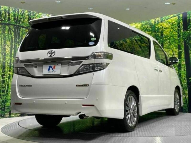 VELLFIRE-17