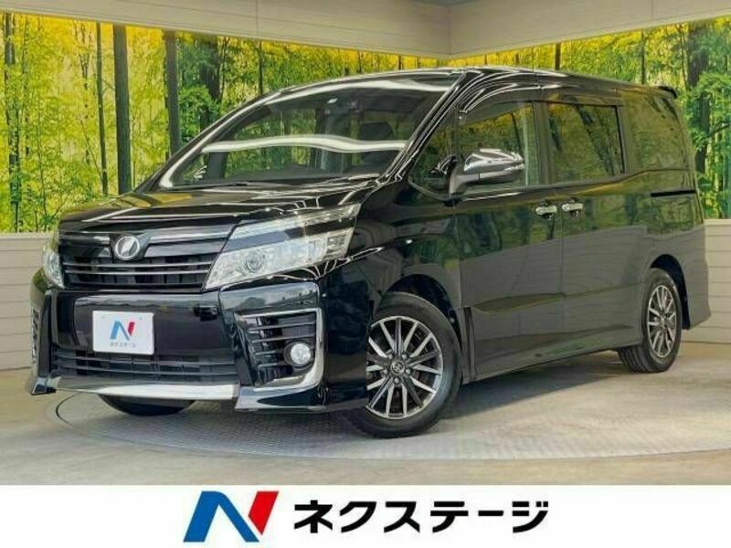 TOYOTA　VOXY