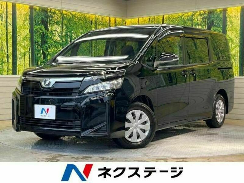 TOYOTA　VOXY