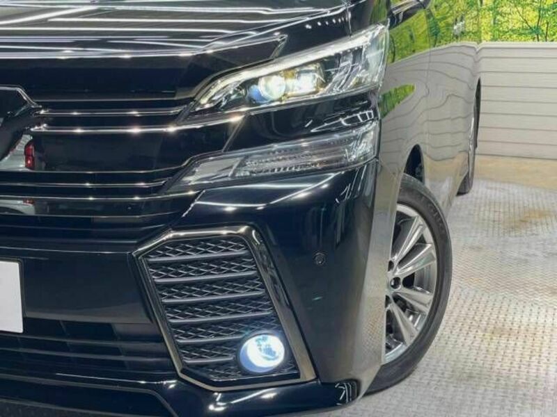 VELLFIRE-13