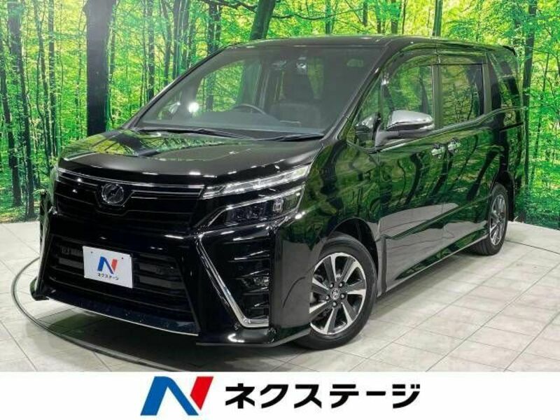 TOYOTA　VOXY