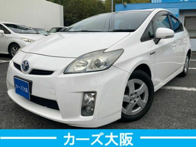 TOYOTA　PRIUS