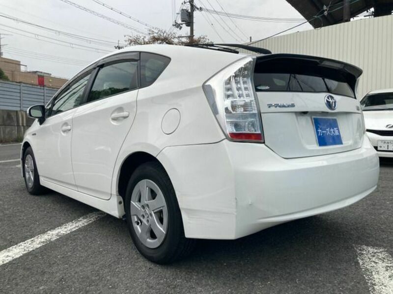 PRIUS-2