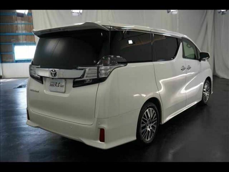 VELLFIRE-8