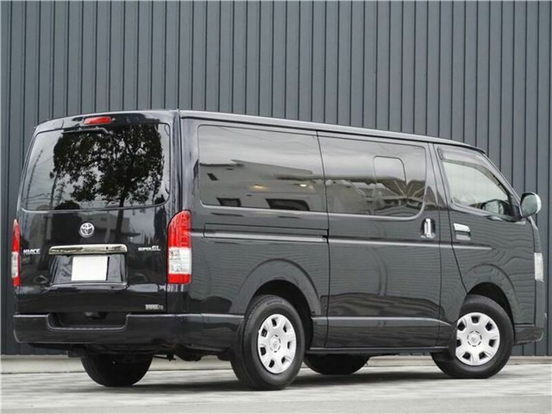 HIACE VAN-8