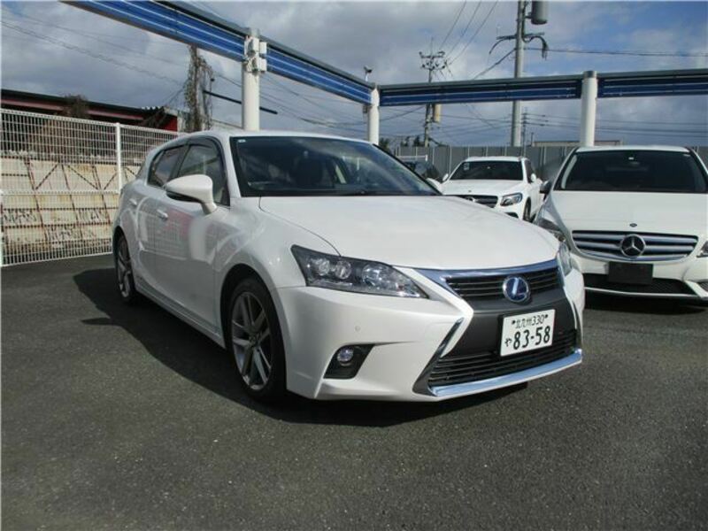 LEXUS　CT