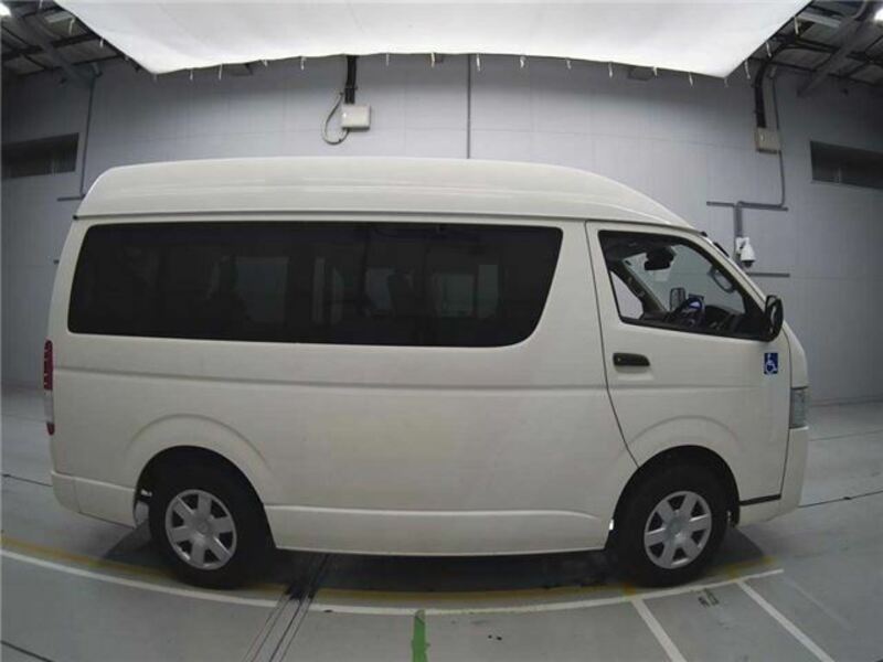 HIACE VAN-2