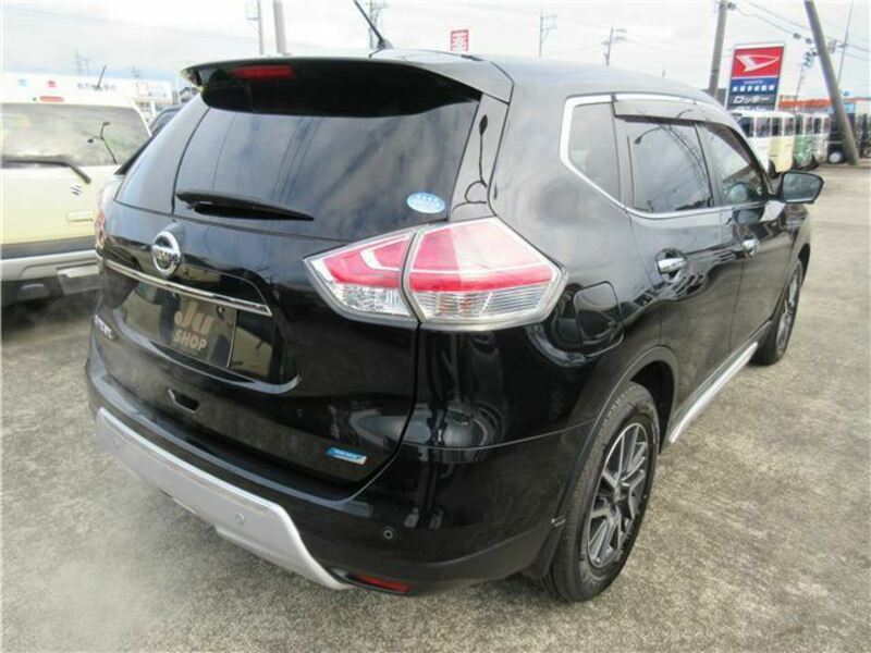 X-TRAIL-7