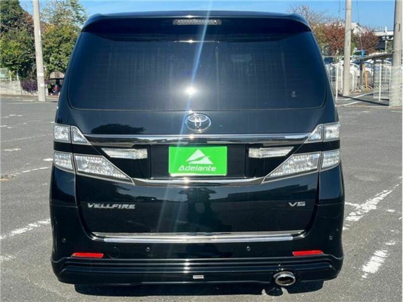 VELLFIRE-38