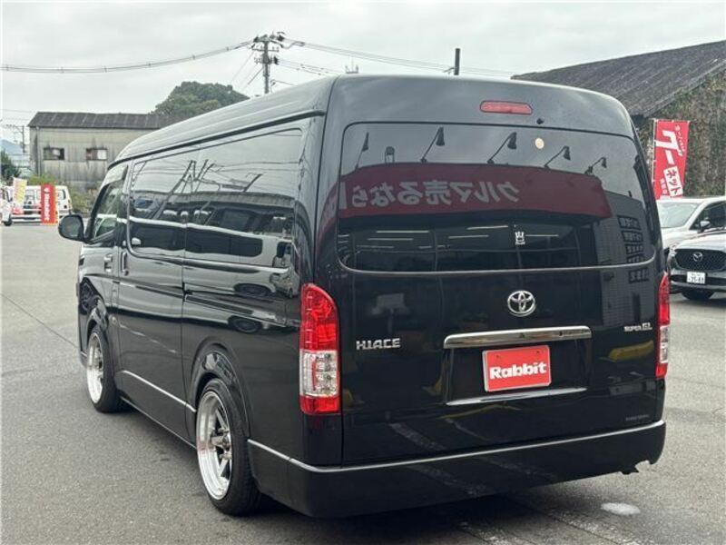 HIACE-8